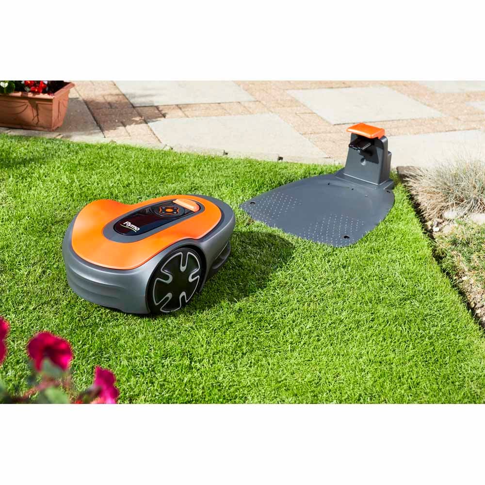 Why Robotic Lawnmowers Are Your New Best Friend